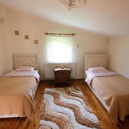 Villa River Village *