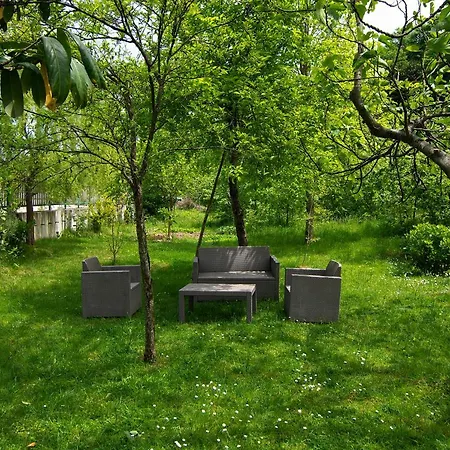 River Village Вилла *