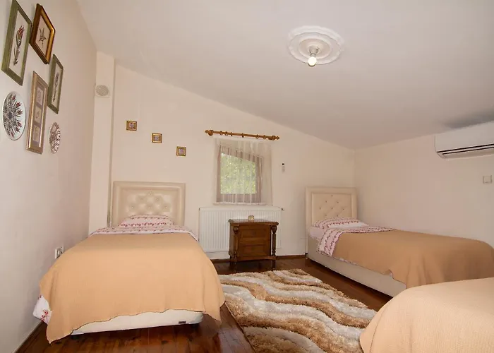 River Village Вилла