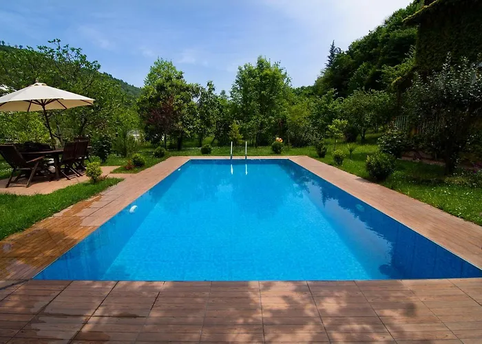 River Village Вилла *