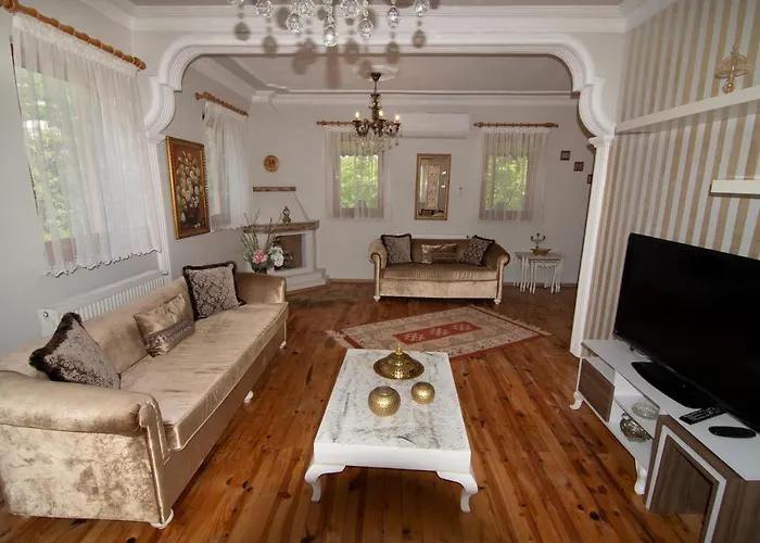 Вилла River Village *